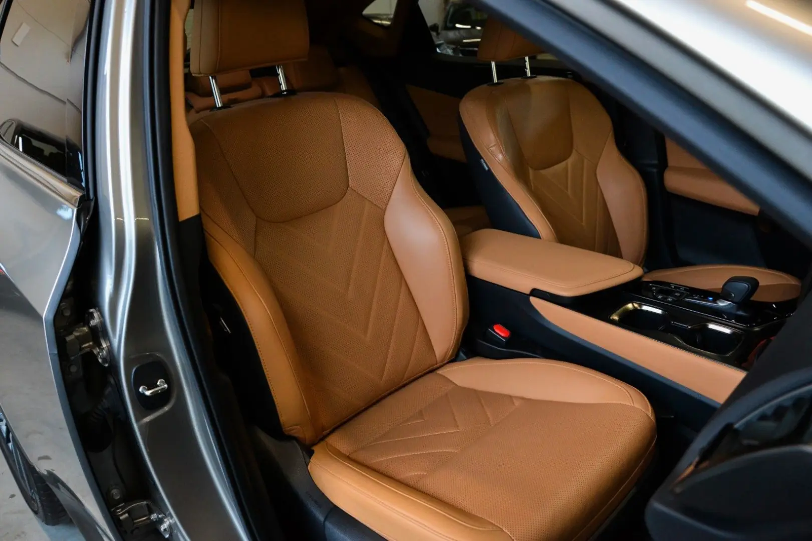 NX 450h+ Luxury AWD