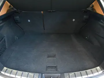 NX 450h+ Luxury AWD