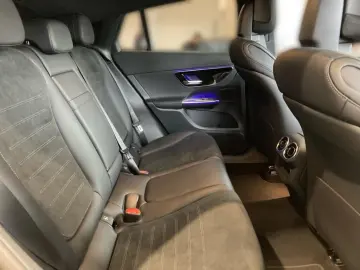 GLC 200 4M EDITION AMG-Line+Night+AHK+DISTRONIC
