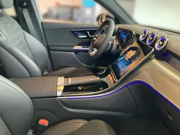 GLC 200 4M EDITION AMG-Line+Night+AHK+DISTRONIC
