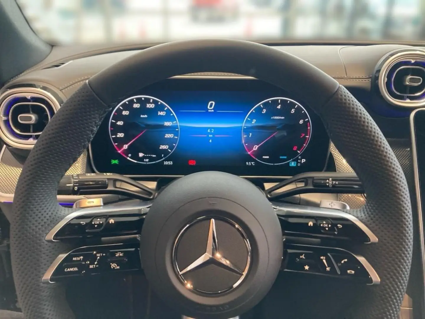GLC 200 4M EDITION AMG-Line+Night+AHK+DISTRONIC