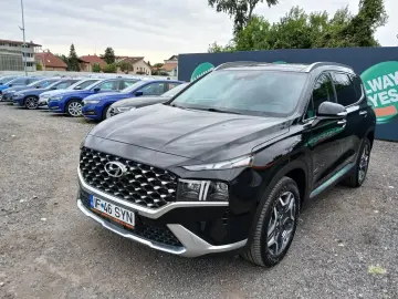 Hyundai Santa Fe Hybrid 4WD 6AT Luxury