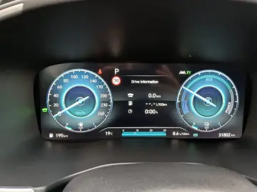 Hyundai Santa Fe Hybrid 4WD 6AT Luxury
