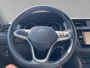Tiguan 1,5 TSI Move Navi LED SHZ Kamera ACC