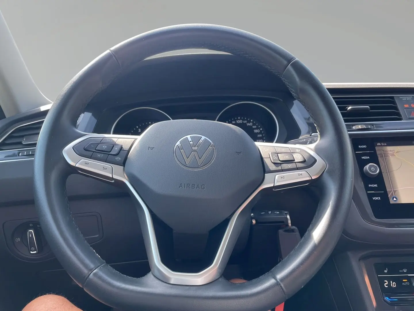 Tiguan 1,5 TSI Move Navi LED SHZ Kamera ACC