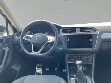Tiguan 1,5 TSI Move Navi LED SHZ Kamera ACC