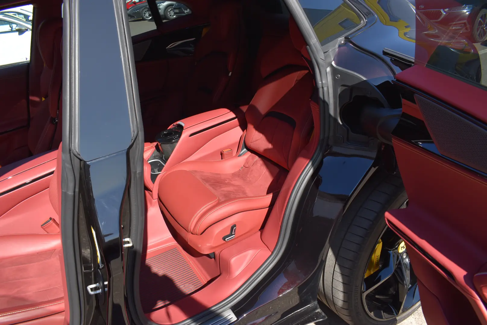 FERRARI PUROSANGUE