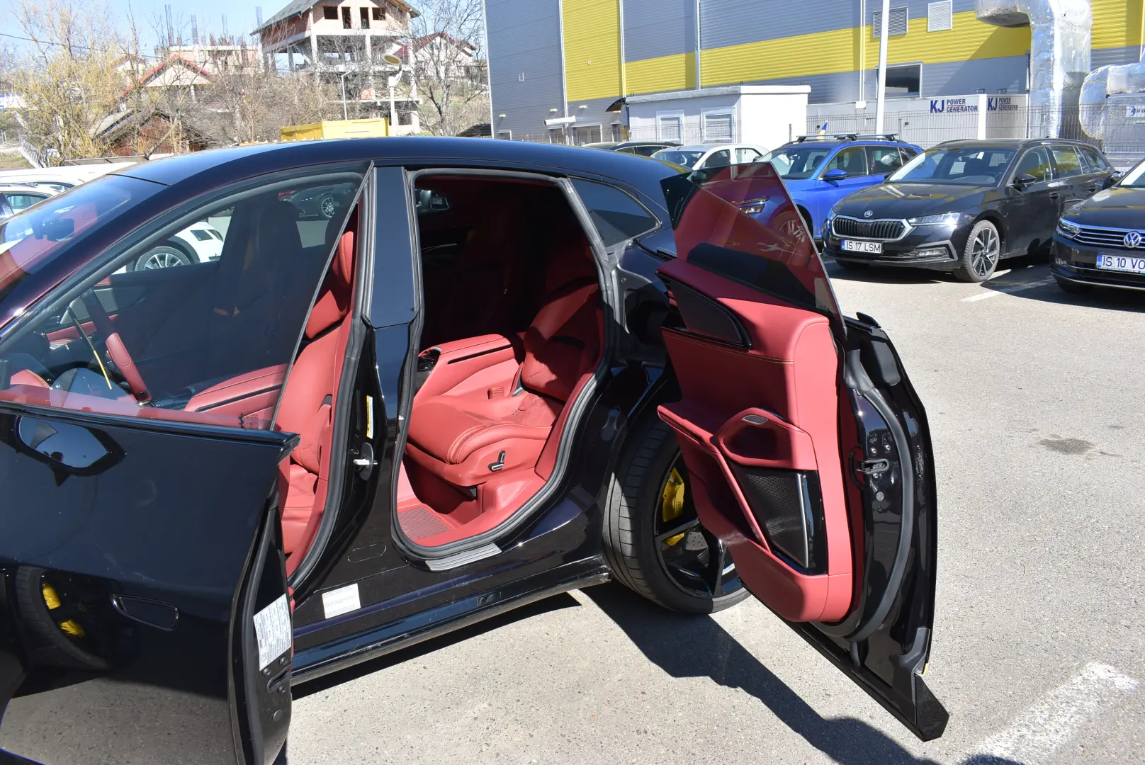 FERRARI PUROSANGUE