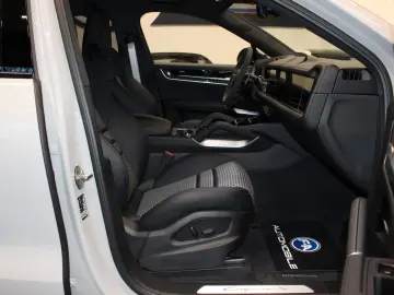 Porsche Cayenne Cupă de carbon Leichtbau*NP