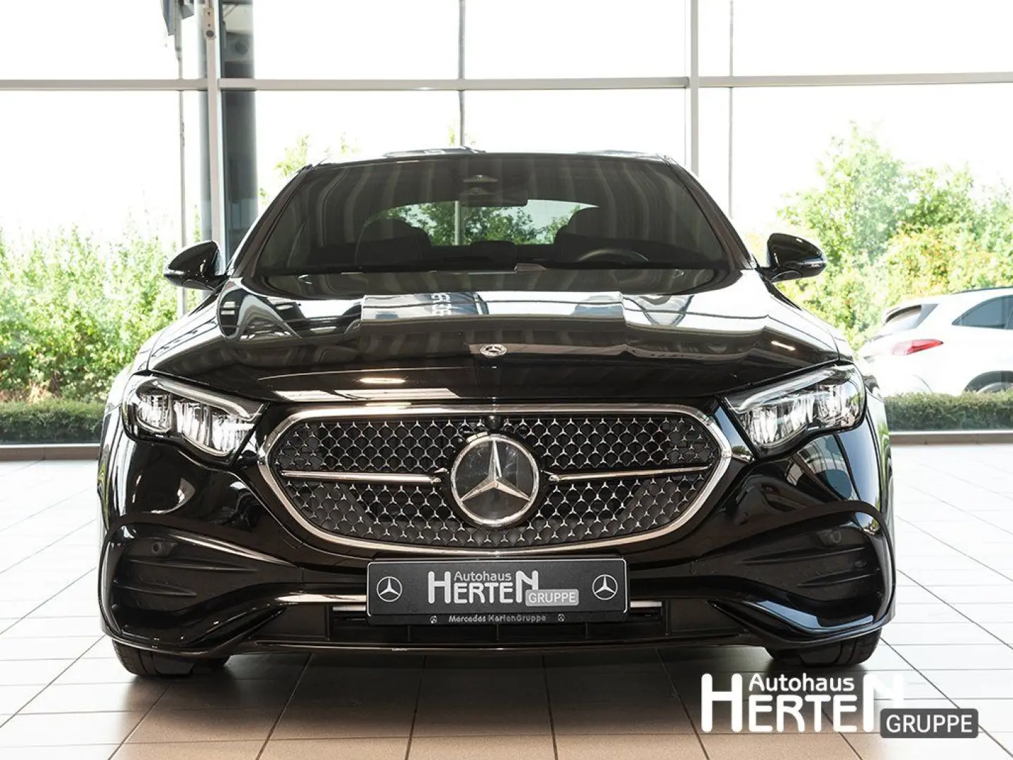 E 200+AMG+NIGHT+LED+KEYLESS+AMBIENTE+19ZOLL+SHZ