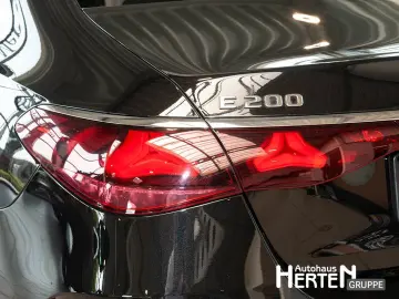E 200+AMG+NIGHT+LED+KEYLESS+AMBIENTE+19ZOLL+SHZ