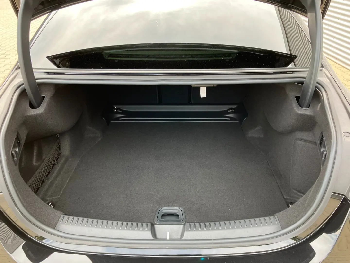 E 200 Limousine AMG Line LED*Superscreen*Distro*