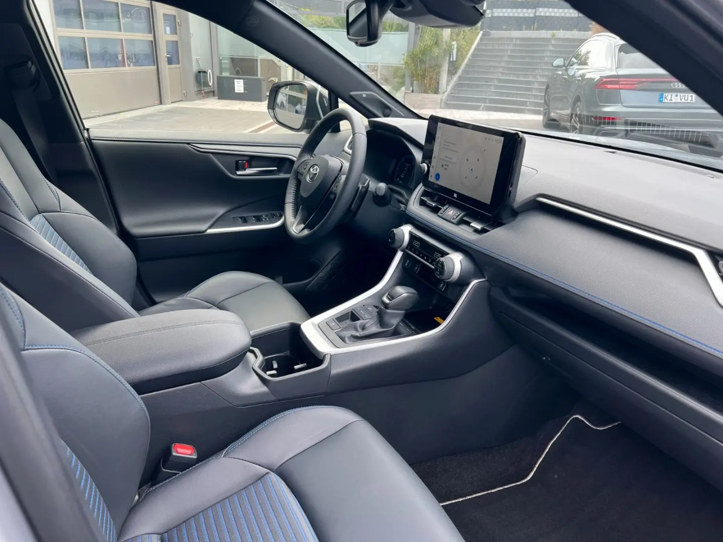 RAV 4 2.5 Hybrid 4x2 Style VOLL JBL+360°+LEDER