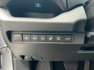 RAV 4 2.5 Hybrid 4x2 Style VOLL JBL+360°+LEDER
