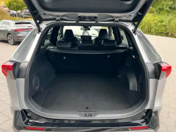 RAV 4 2.5 Hybrid 4x2 Style VOLL JBL+360°+LEDER
