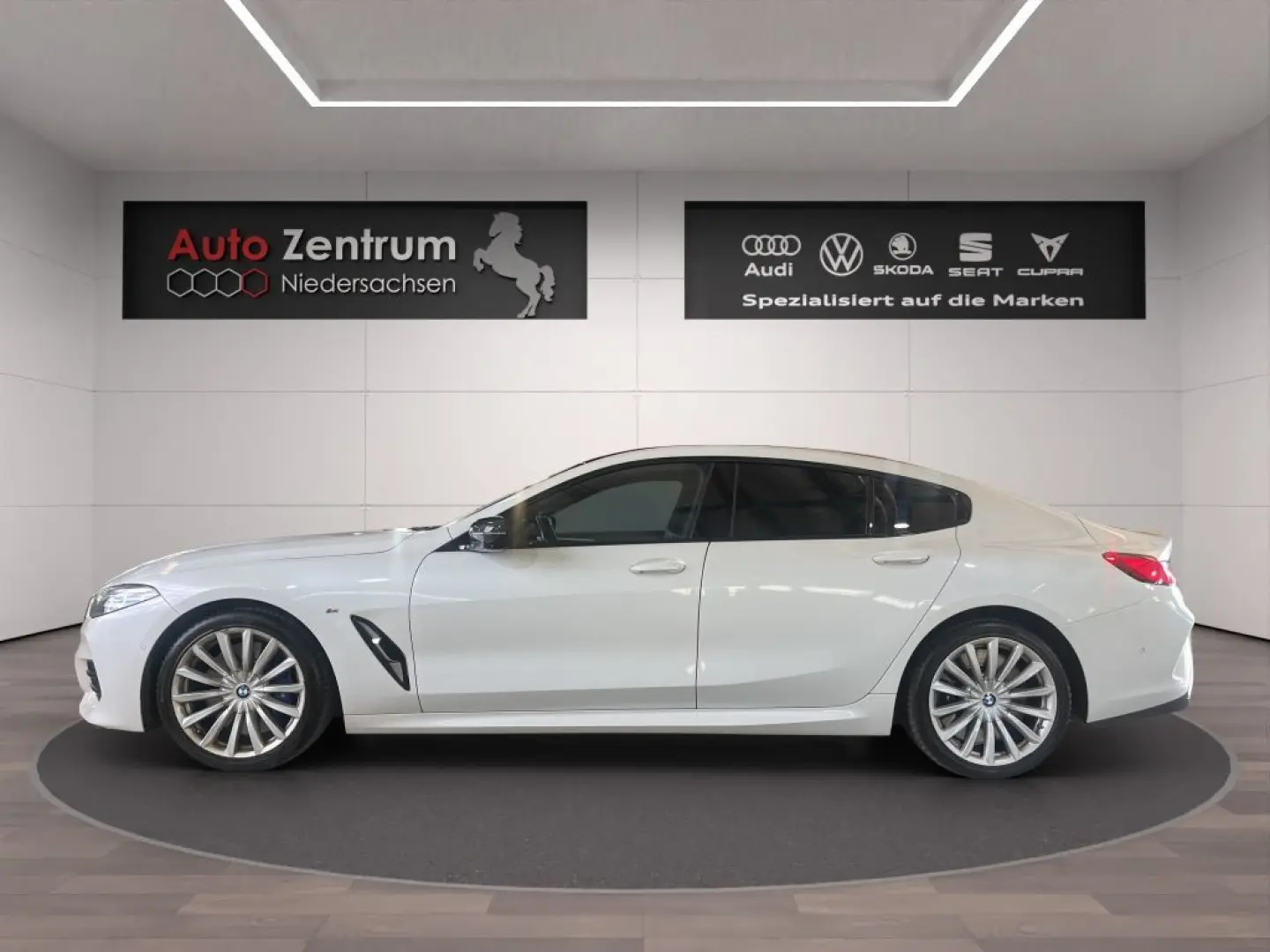 M 850i i M Sport xDrive 4.4 530 PS Harman-Kardon