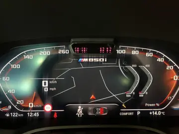 M 850i i M Sport xDrive 4.4 530 PS Harman-Kardon
