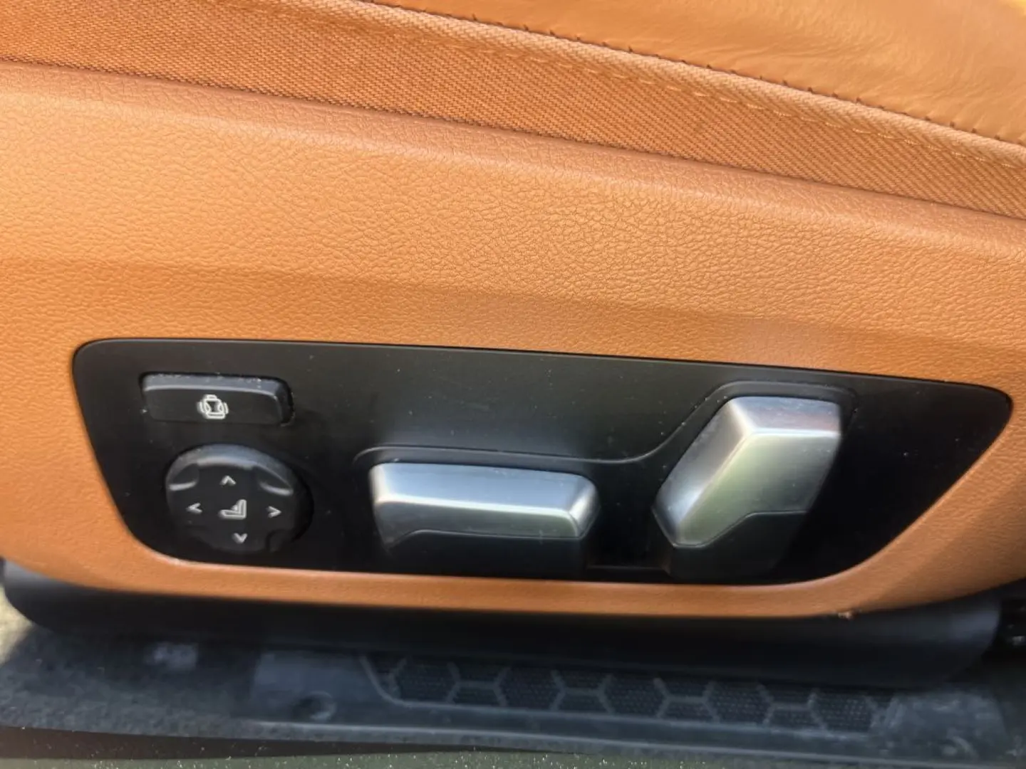 M 850i i M Sport xDrive 4.4 530 PS Harman-Kardon