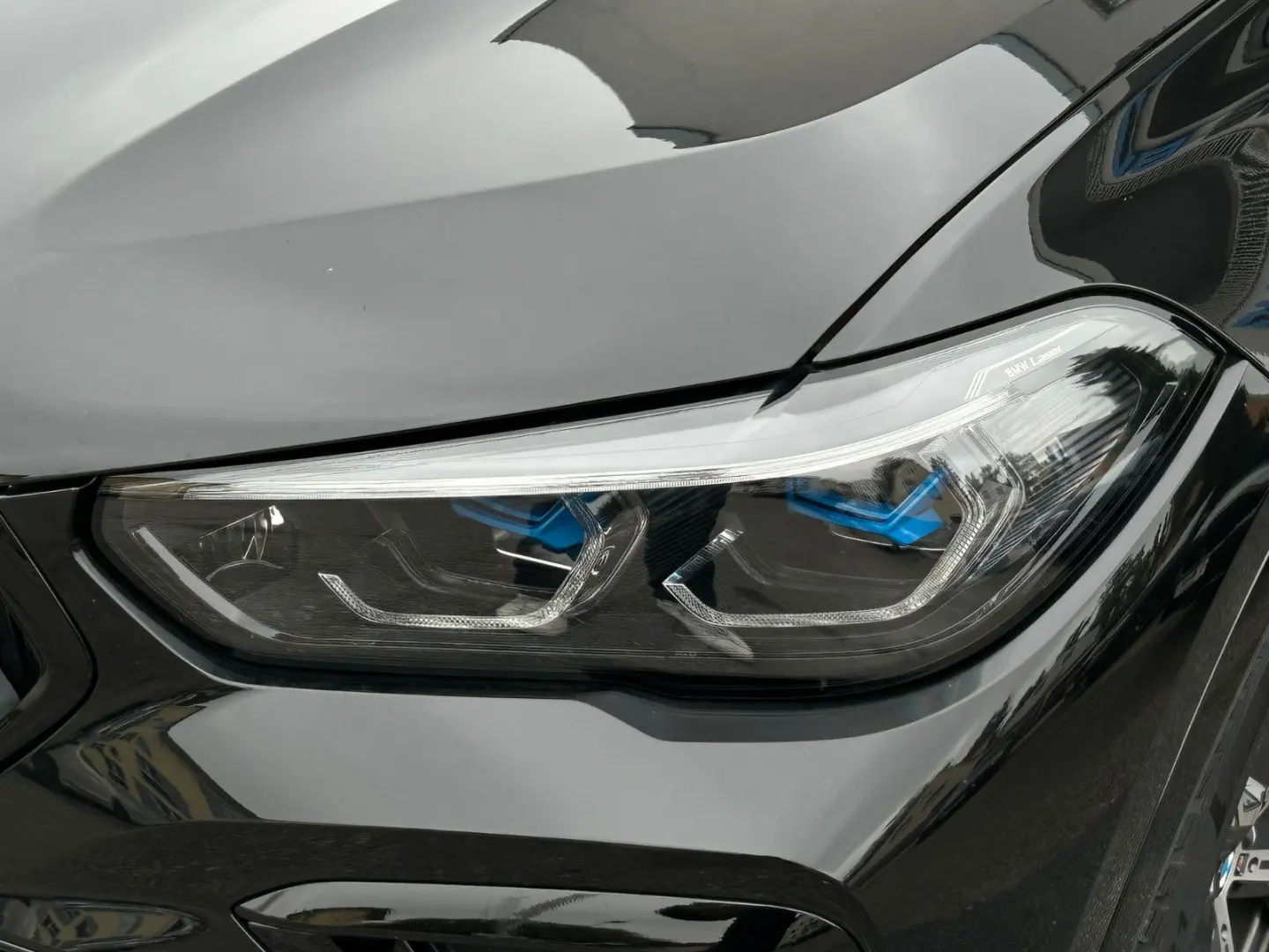 X6 M50i Shadow Iconic Massage DAProf PA+ Laser