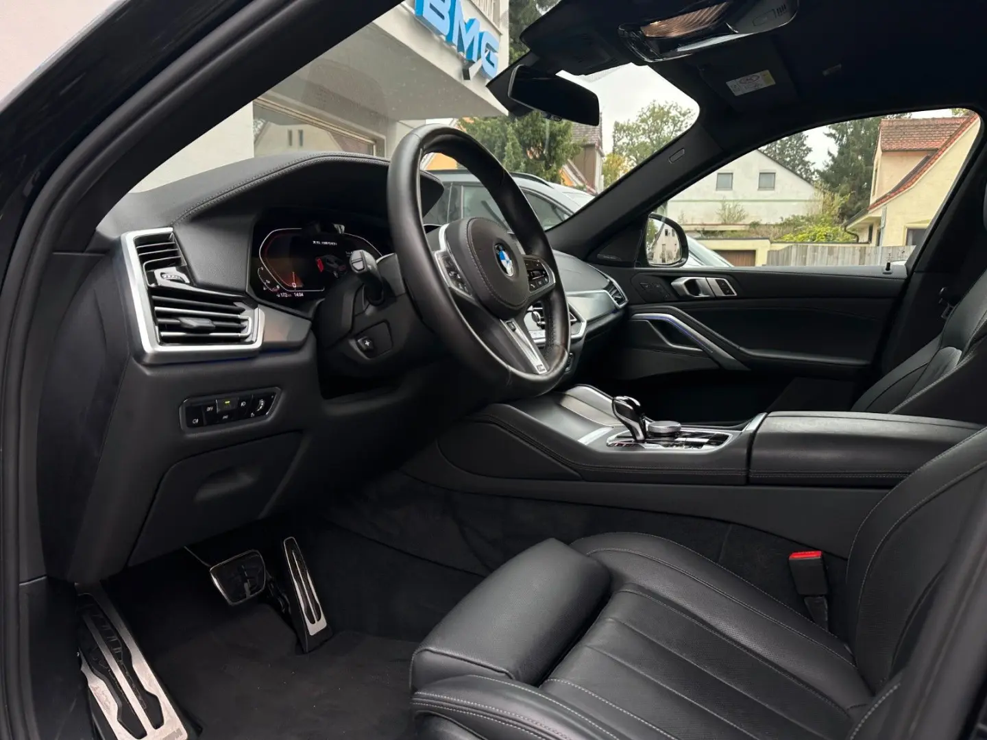 X6 M50i Shadow Iconic Massage DAProf PA+ Laser