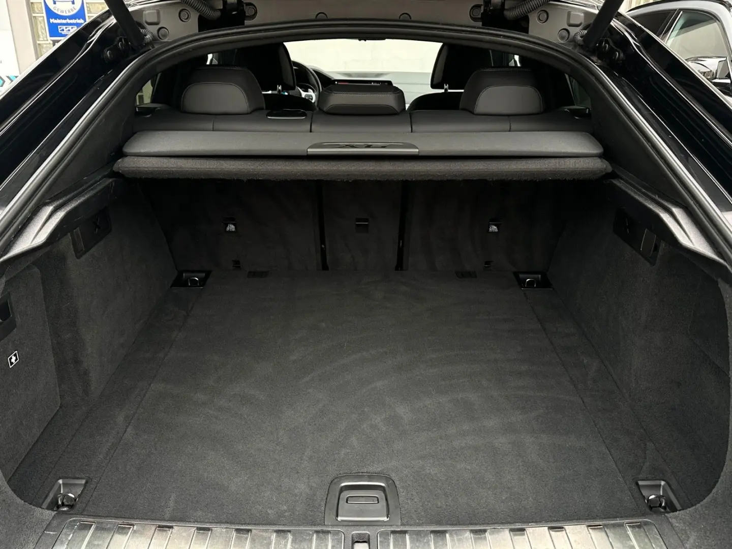 X6 M50i Shadow Iconic Massage DAProf PA+ Laser