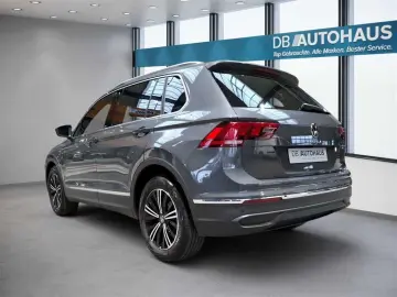 Tiguan Move 1.5 TSI DSG Plus-Paket Navi