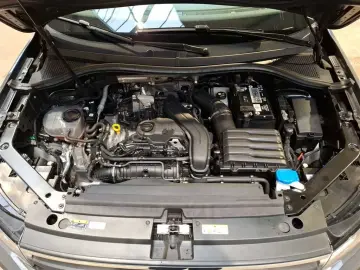 Tiguan Move 1.5 TSI DSG Plus-Paket Navi