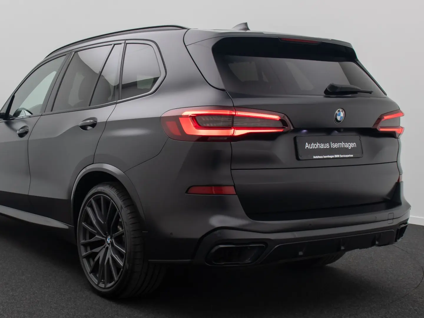 X5 M50i Spezial Edition Laser B&W DisplKey Voll