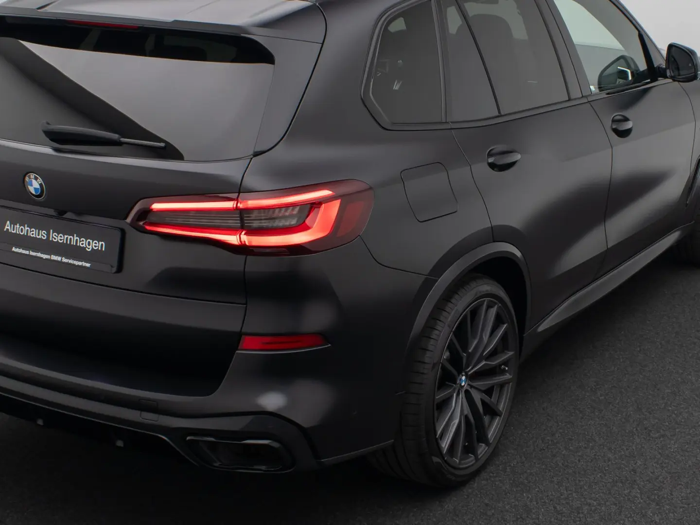 X5 M50i Spezial Edition Laser B&W DisplKey Voll