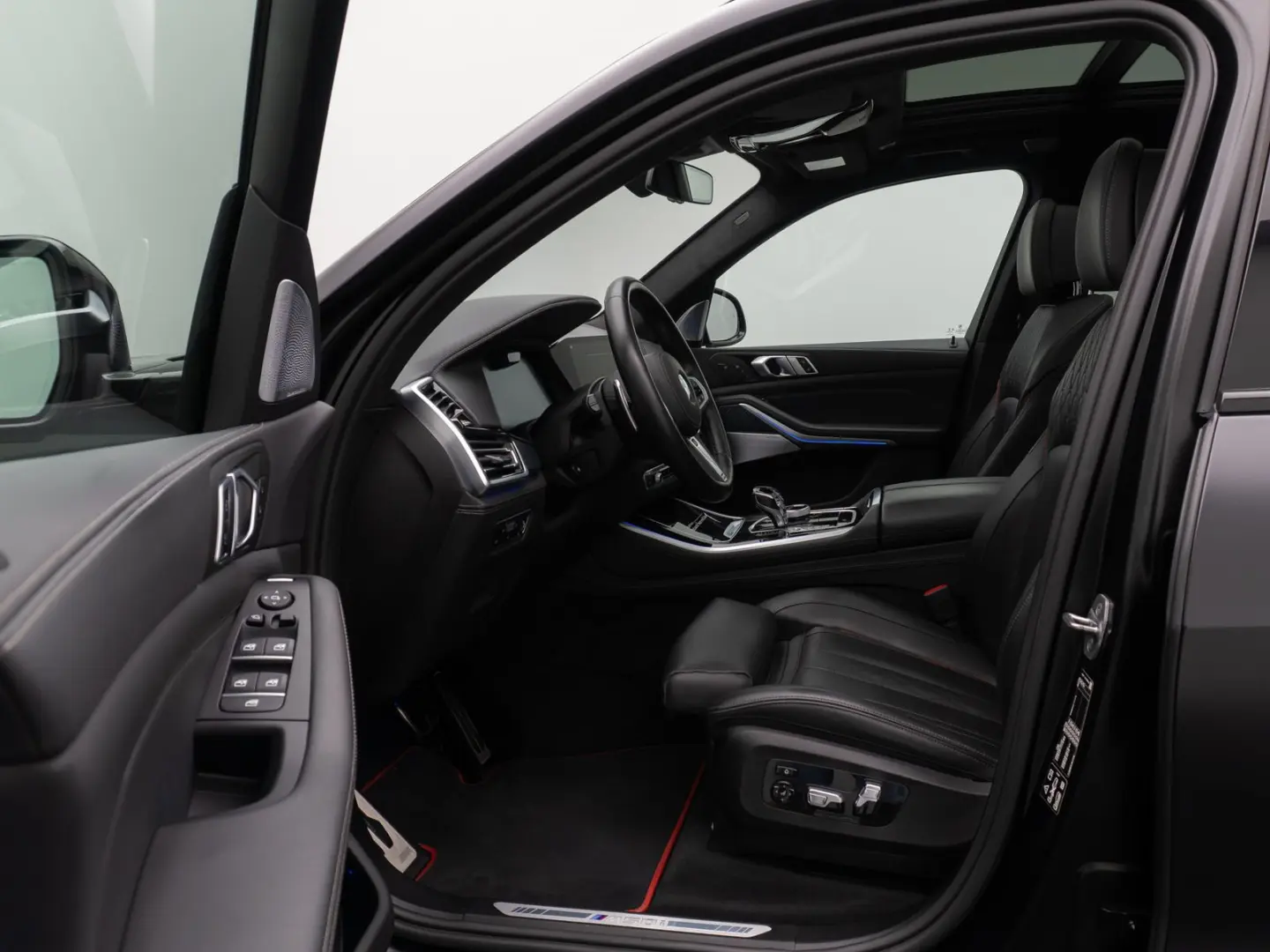 X5 M50i Spezial Edition Laser B&W DisplKey Voll