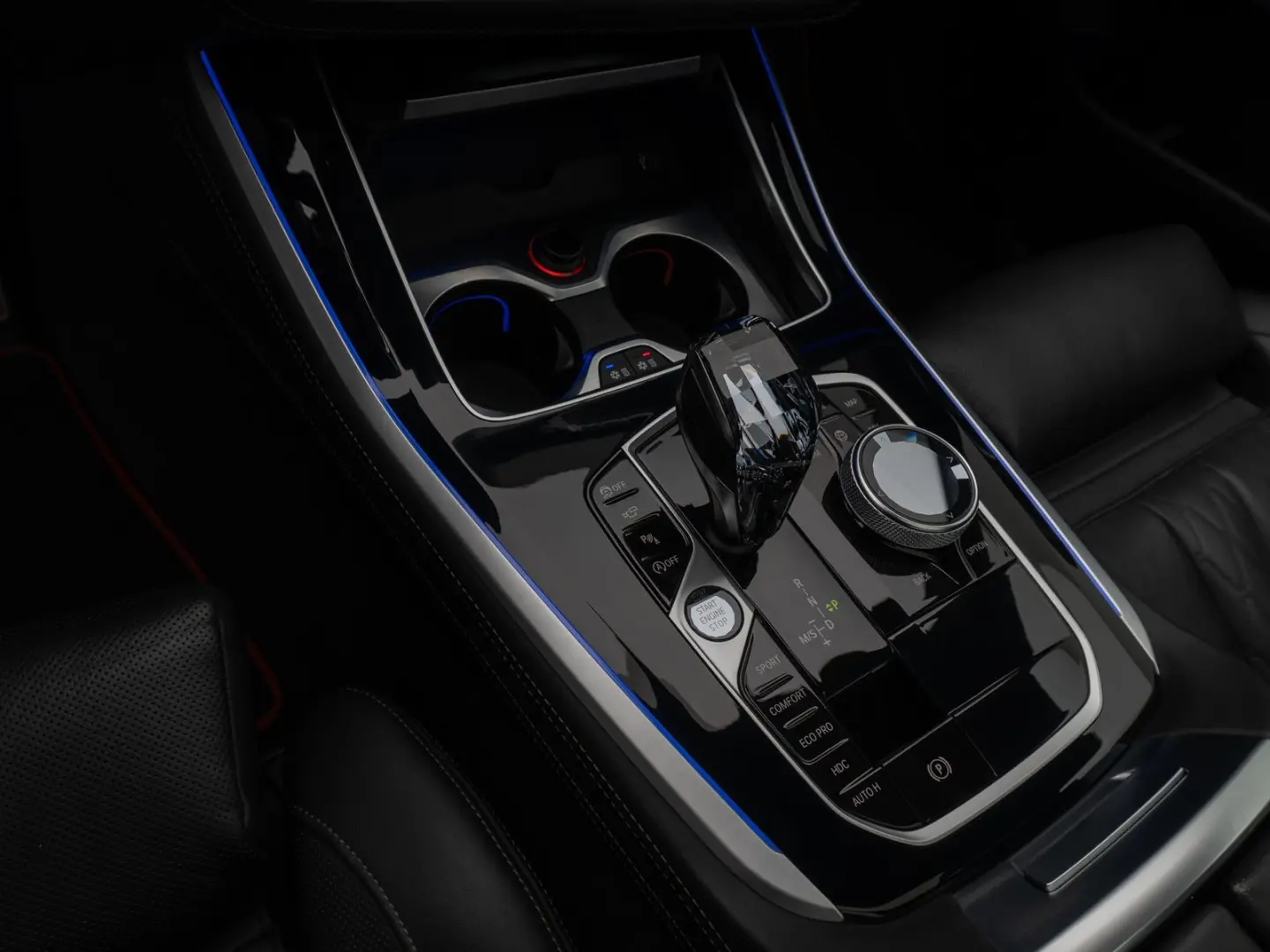 X5 M50i Spezial Edition Laser B&W DisplKey Voll