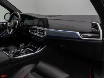 X5 M50i Spezial Edition Laser B&W DisplKey Voll