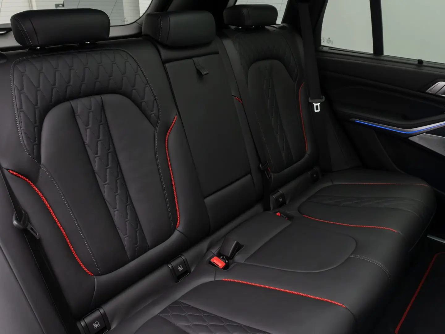 X5 M50i Spezial Edition Laser B&W DisplKey Voll