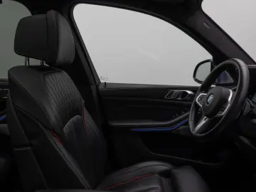 X5 M50i Spezial Edition Laser B&W DisplKey Voll