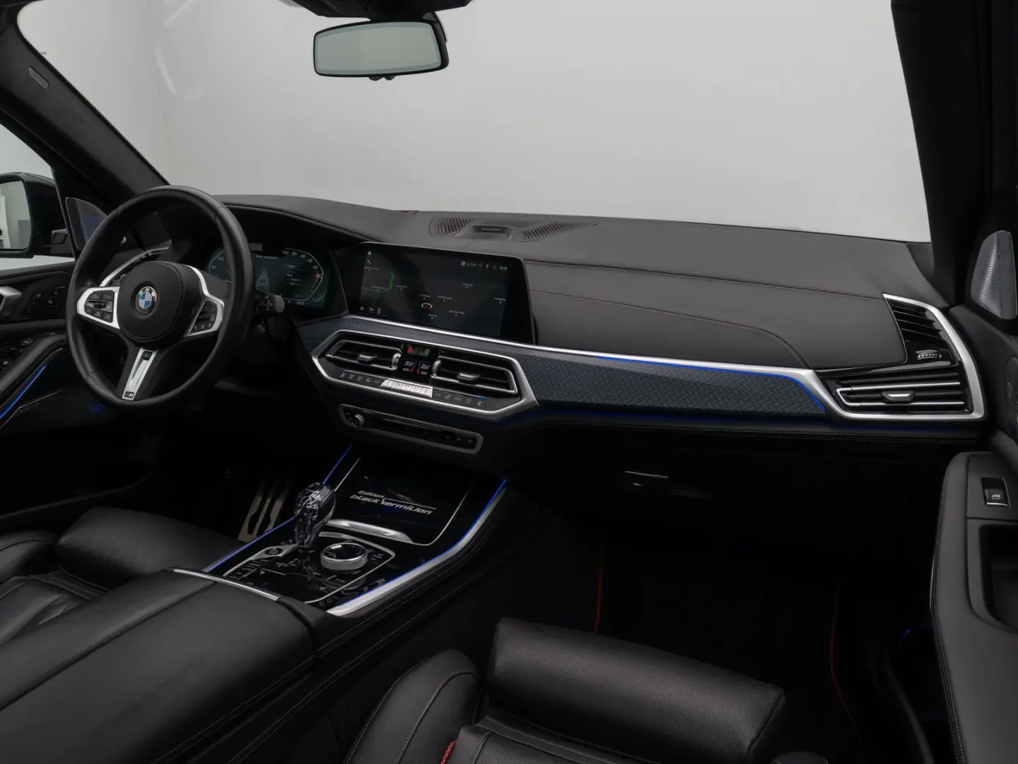 X5 M50i Spezial Edition Laser B&W DisplKey Voll