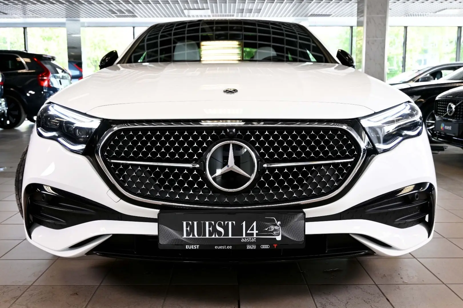 E300e 4Matic AMG 360C VENTILATED seats PANORAMIC