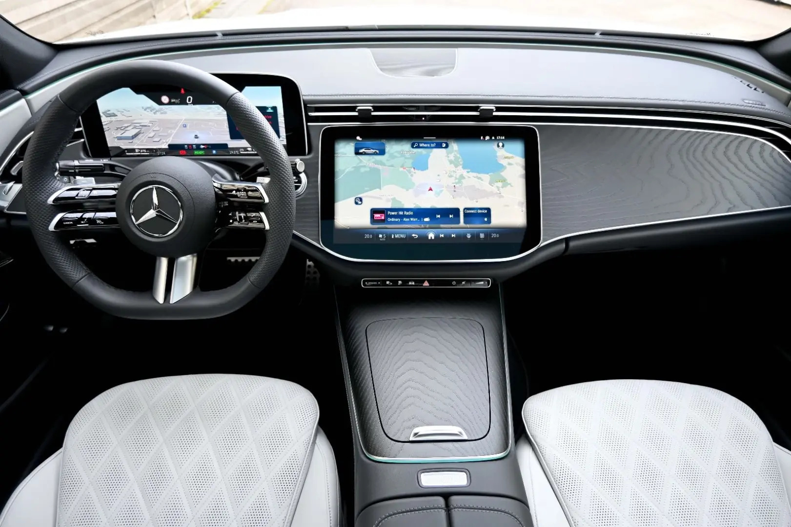 E300e 4Matic AMG 360C VENTILATED seats PANORAMIC