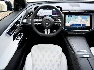E300e 4Matic AMG 360C VENTILATED seats PANORAMIC