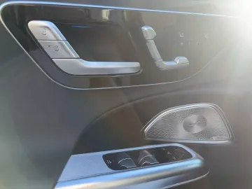 E 300 de 4M AMG Prem+ AIRMATIC Massage HAL €110k