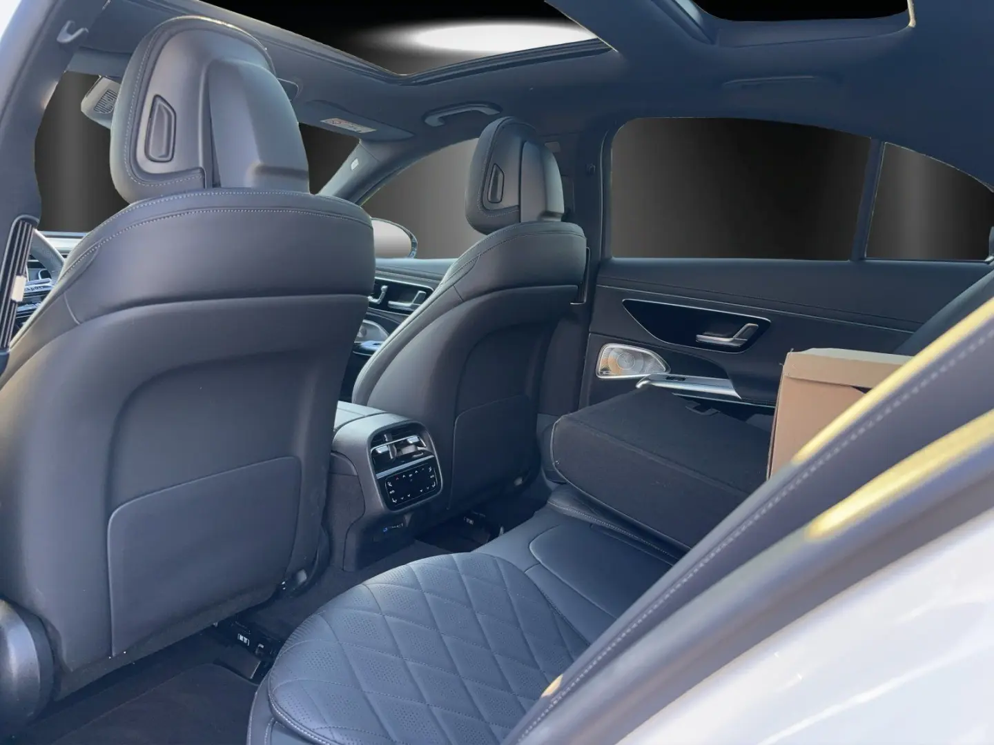 E 300 de 4M AMG Prem+ AIRMATIC Massage HAL €110k