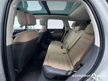 Touareg 3.0 TSI 4M R-Line V6 /Luftf /Pano /STHZG