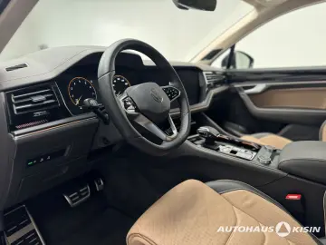 Touareg 3.0 TSI 4M R-Line V6 /Luftf /Pano /STHZG