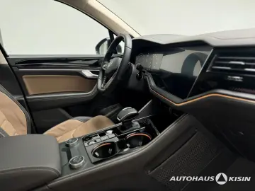 Touareg 3.0 TSI 4M R-Line V6 /Luftf /Pano /STHZG