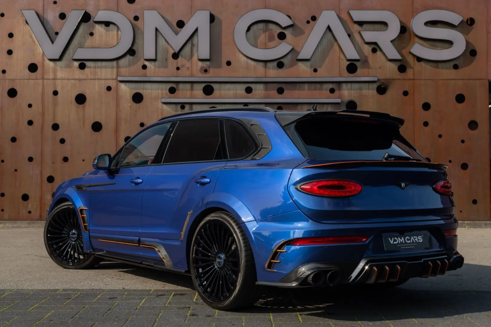 Bentayga V8 MANSORY * CARBON*CERAMIC BRAKES*