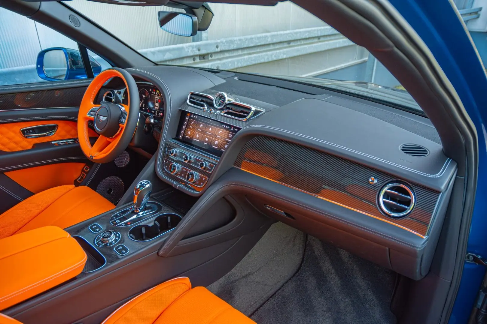 Bentayga V8 MANSORY * CARBON*CERAMIC BRAKES*