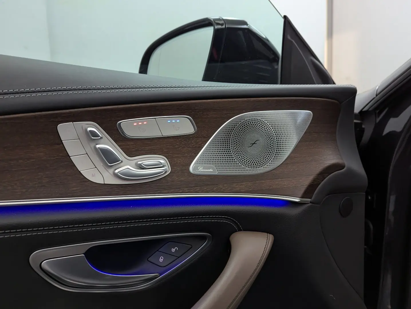 CLS 400 d 4M AMG LINE*DESIGNO*SD*SITZKLIM*AIRMAT