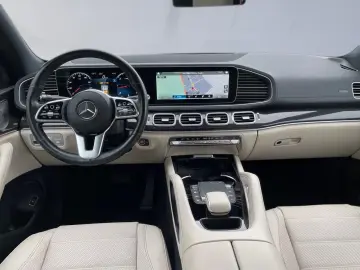 GLE 400 d 4M AMG+PANODACH+NIGHT+DISTRONIC+360°