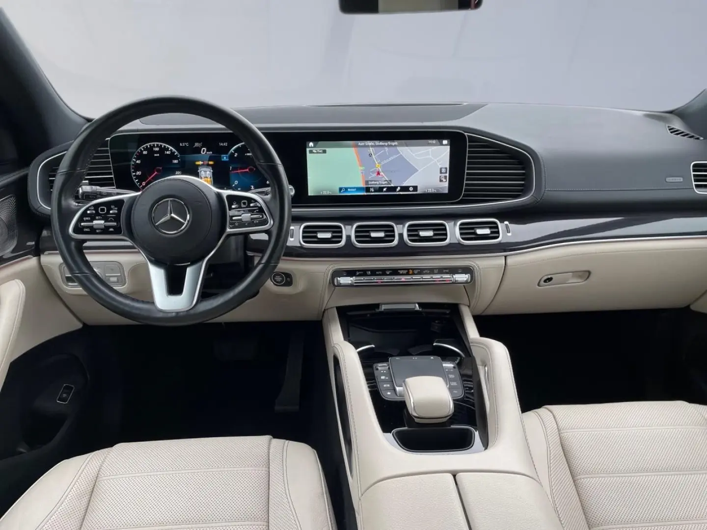 GLE 400 d 4M AMG+PANODACH+NIGHT+DISTRONIC+360°