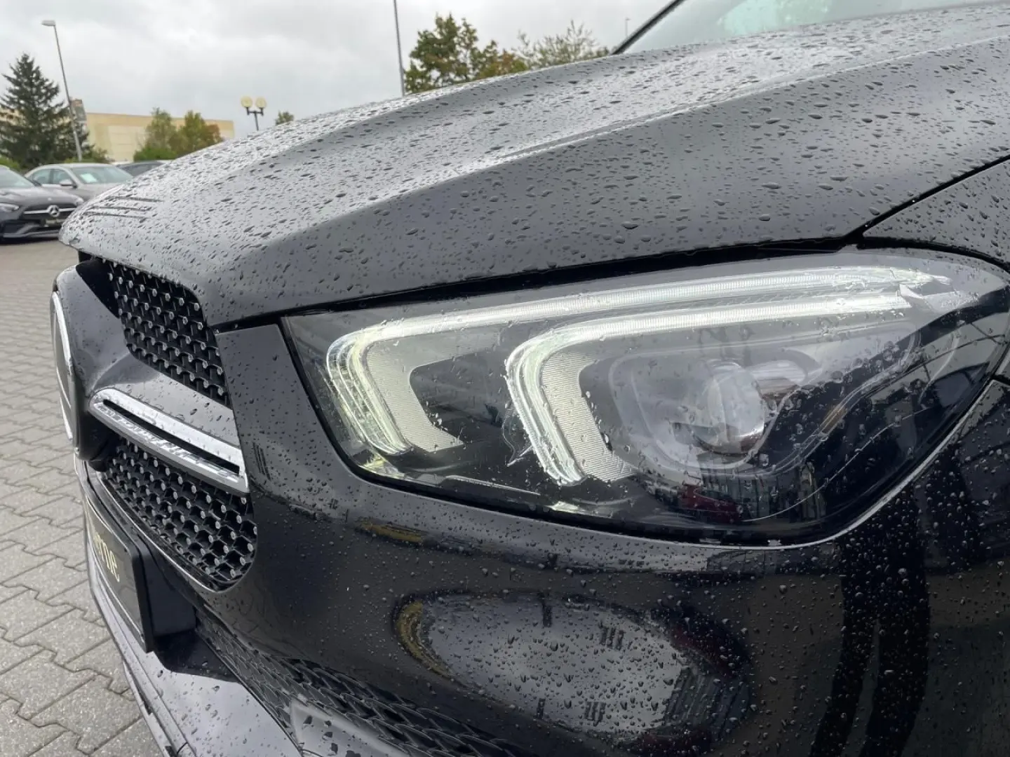 GLE 400 d 4M AMG+PANODACH+NIGHT+DISTRONIC+360°