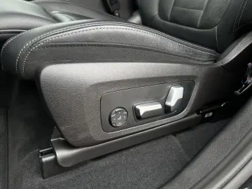 X4 M40i Head-Up HK HiFi DAB LED WLAN Standhzg.